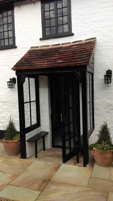 Henry VIII Cottage In The Heart Of Henley Extérieur photo