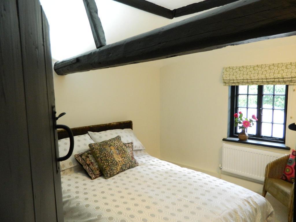 Henry VIII Cottage In The Heart Of Henley Extérieur photo